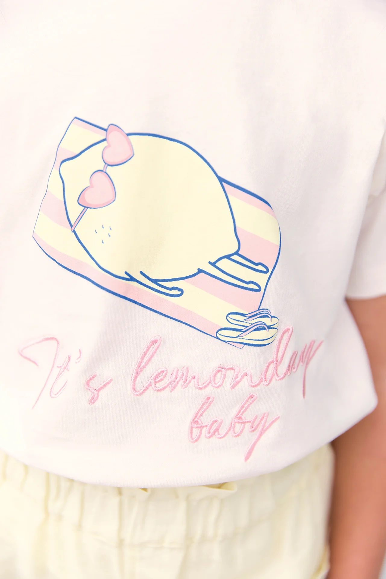 T-shirt - Tubo écru bonton illustration "Lemonday" - Image 2